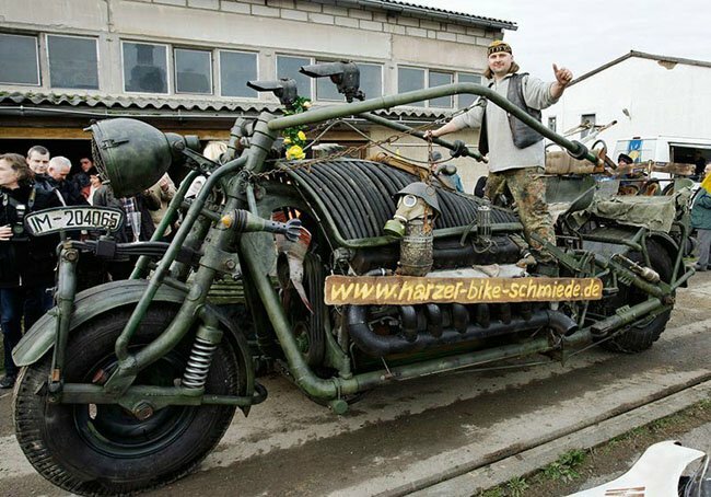 Мотоцикл с двигателем от танка Т55