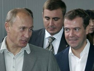 Будет ли работать кремлевская схема: Медведев - президент, Путин - премьер