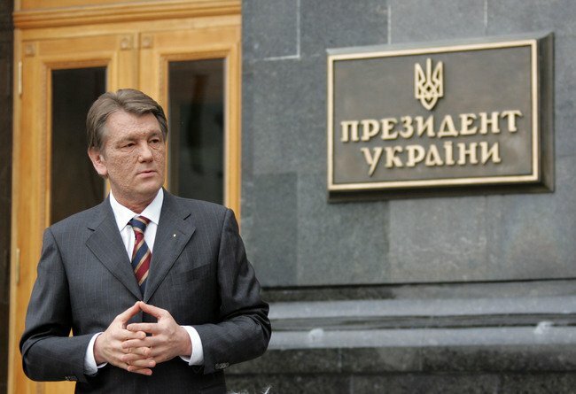 Ющенко: русский язык угрожает независимости Украины