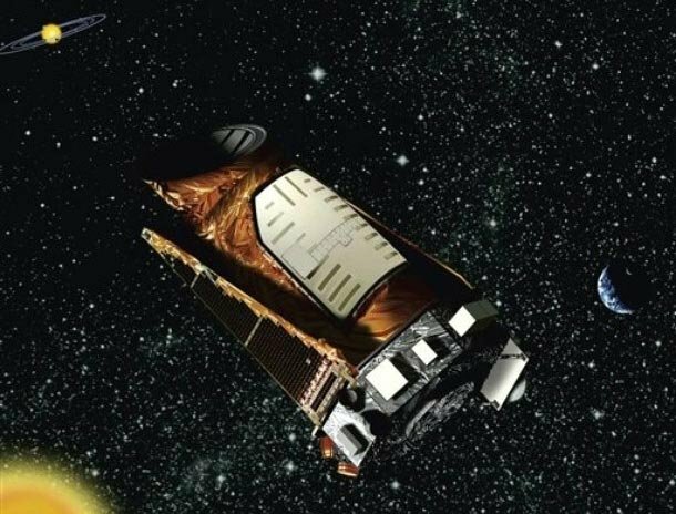 Телескоп «Кеплер» обнаружил пять экзопланет и некий странный объект