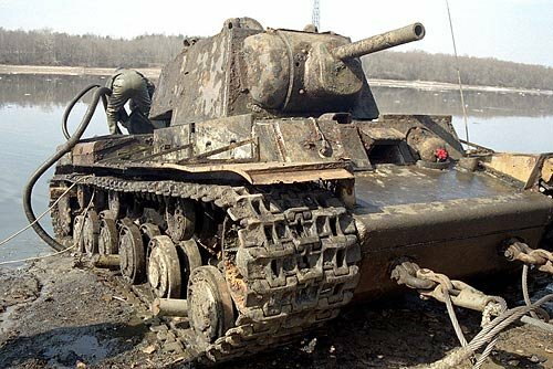 Klim Voroshilov: a car for war