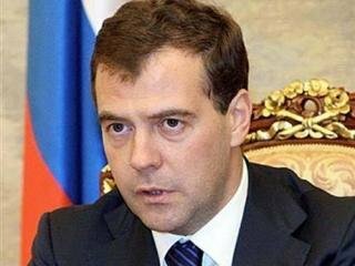 Медведев отложил вступление в силу закона о полиции