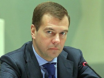 Медведев сегодня обсудит в Сыктывкаре проблемы ЖКХ
