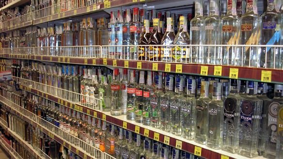 Правительство ужесточает контроль в сфере производства и оборота алкоголя
