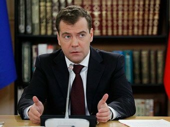 Медведев запретил чиновникам пиариться на раскрытии терактов