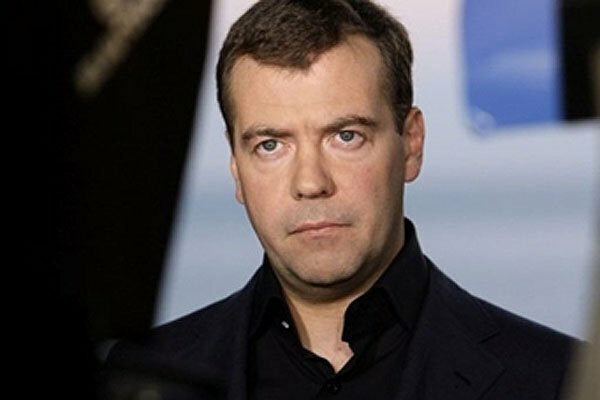 Медведев предложил кастрацию педофилов