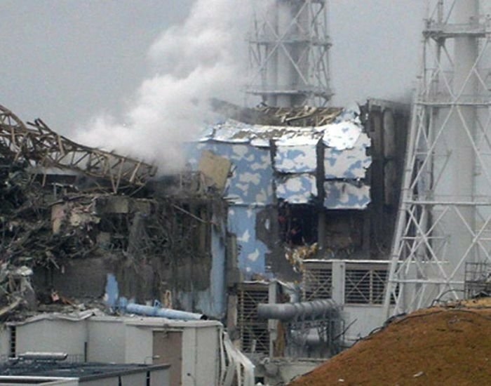 На"Фукусима-1" началось сооружения защитного купола