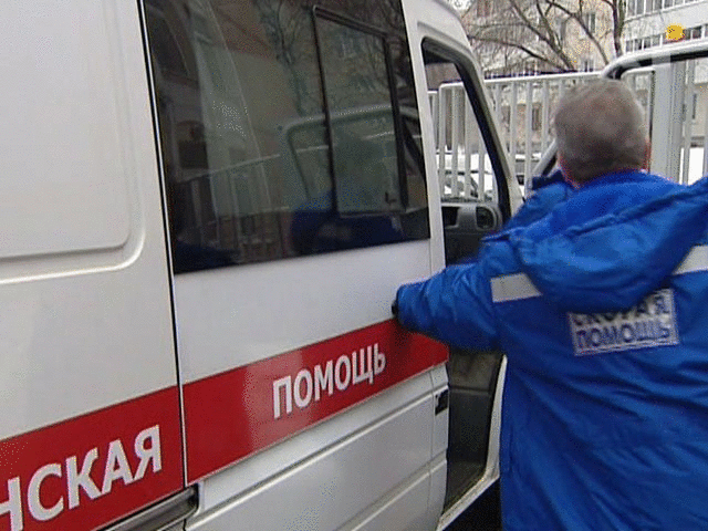 В Москве мать и сын выбросились из окна