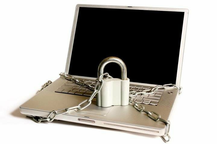 Депутаты Госдумы одобрили законопроект, относительно создания единого реестра сайтов, содержащих порнографию и "чернуху"