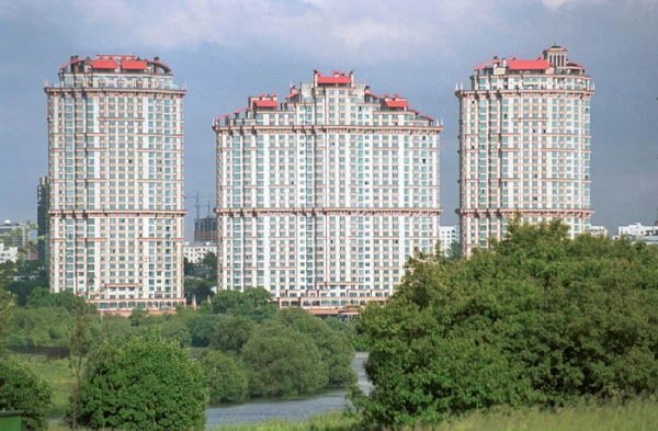 Примерно 40 процентов элитного жилья в Москве приобретают жители регионов