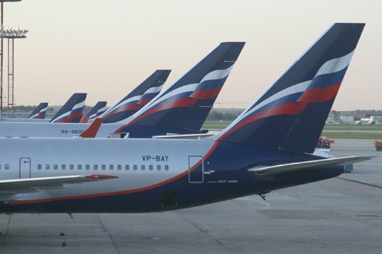 Российским авиапассажирам придется побороться за свое место в самолете