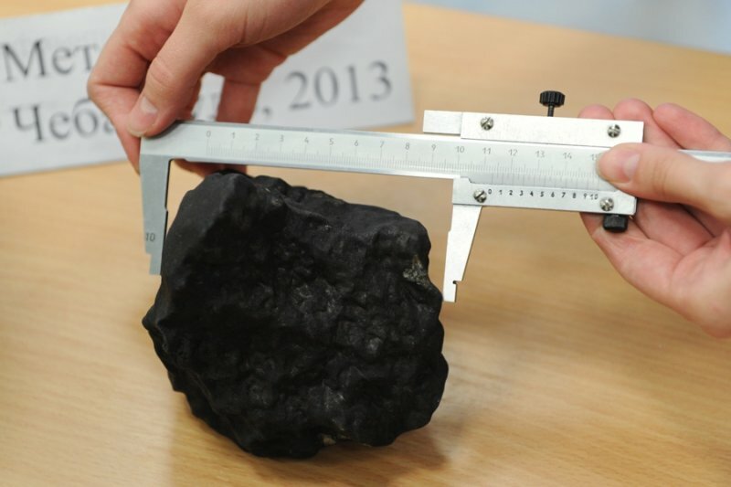 Депутаты планируют запретить вывоз осколков метеорита за границу