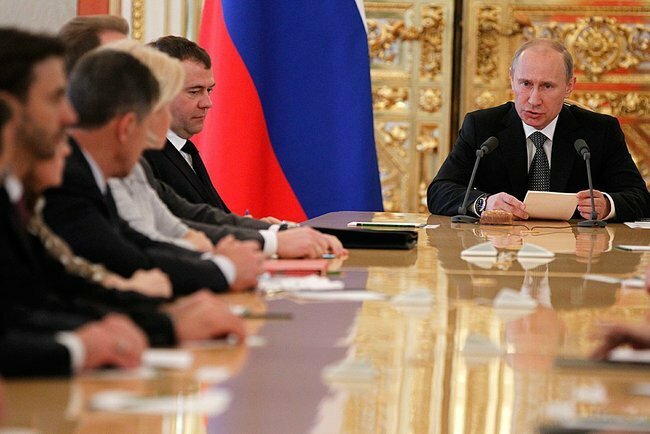 Путин заявил, что платного образования в России не будет