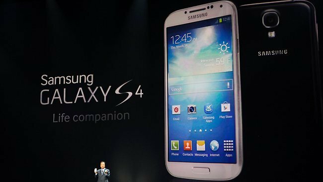 Компания Samsung выпустила новый смартфон, который обгонит iPhone