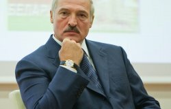 Лукашенко: Бестолковой демократии больше в стране не будет