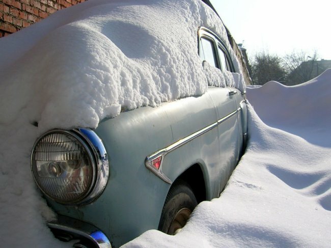 Как пережить холода, если автомобиль зимует на улице