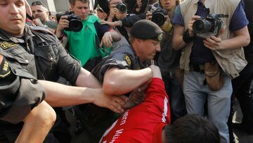 На участников "марша несогласных" в Москве составлено 150 протоколов
