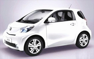 Toyota показала электрическую версию автомобиля iQ