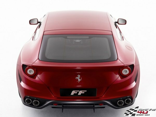 Революционный, четырехместный, полноприводный V12 Ferrari...