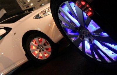 Подсветка автомобильных дисков