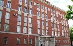 Карантин в московских школах и отправленный в отпуск медперсонал