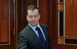 Медведев поставил задачи МВД в связи с принятием закона "О полиции"
