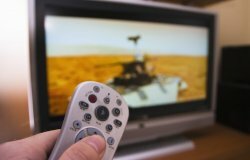 Спутниковое и эфирное телевидение: основные выгоды для потребителей
